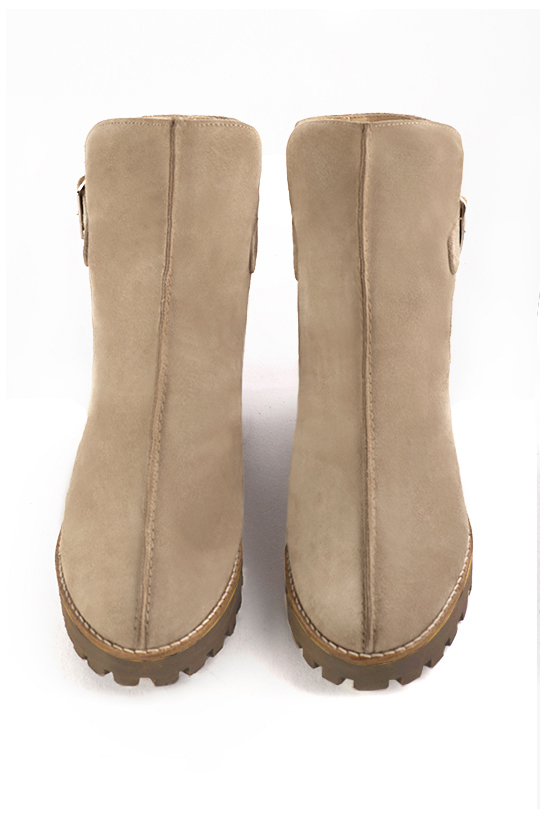 Tan beige women's ankle boots with buckles at the back. Round toe. Low rubber soles. Top view - Florence KOOIJMAN